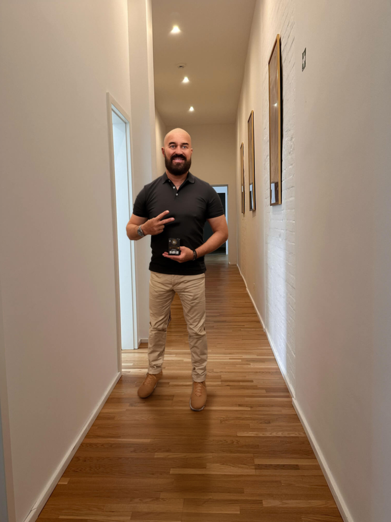 Zertifizierter Haarpigmentierer in Berlin